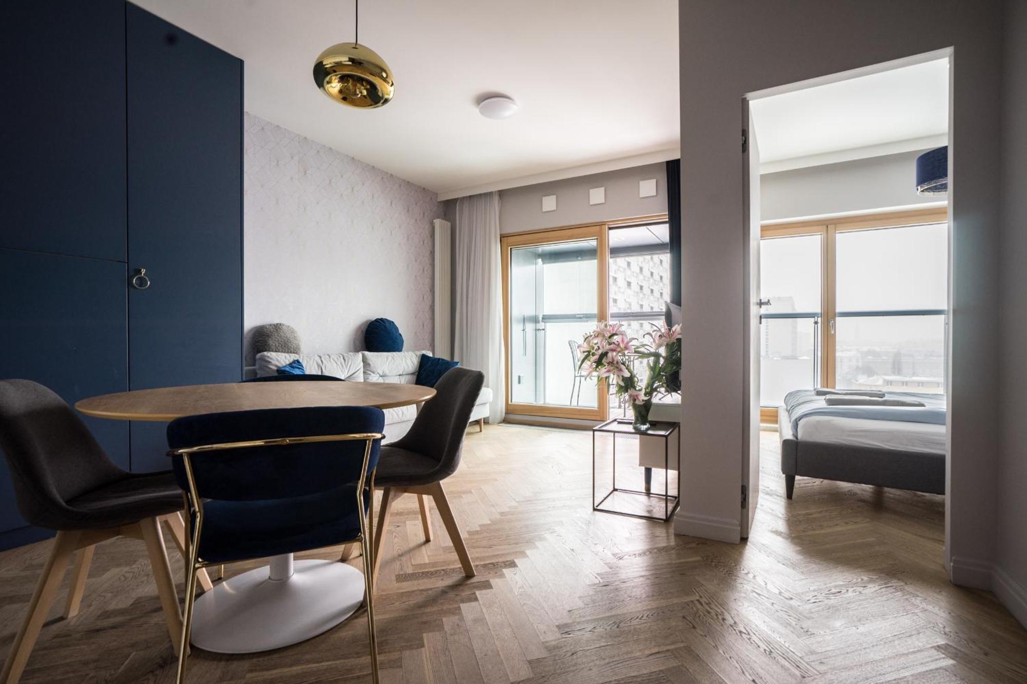 Vipwarsawapartments Amber Mennica Apartment