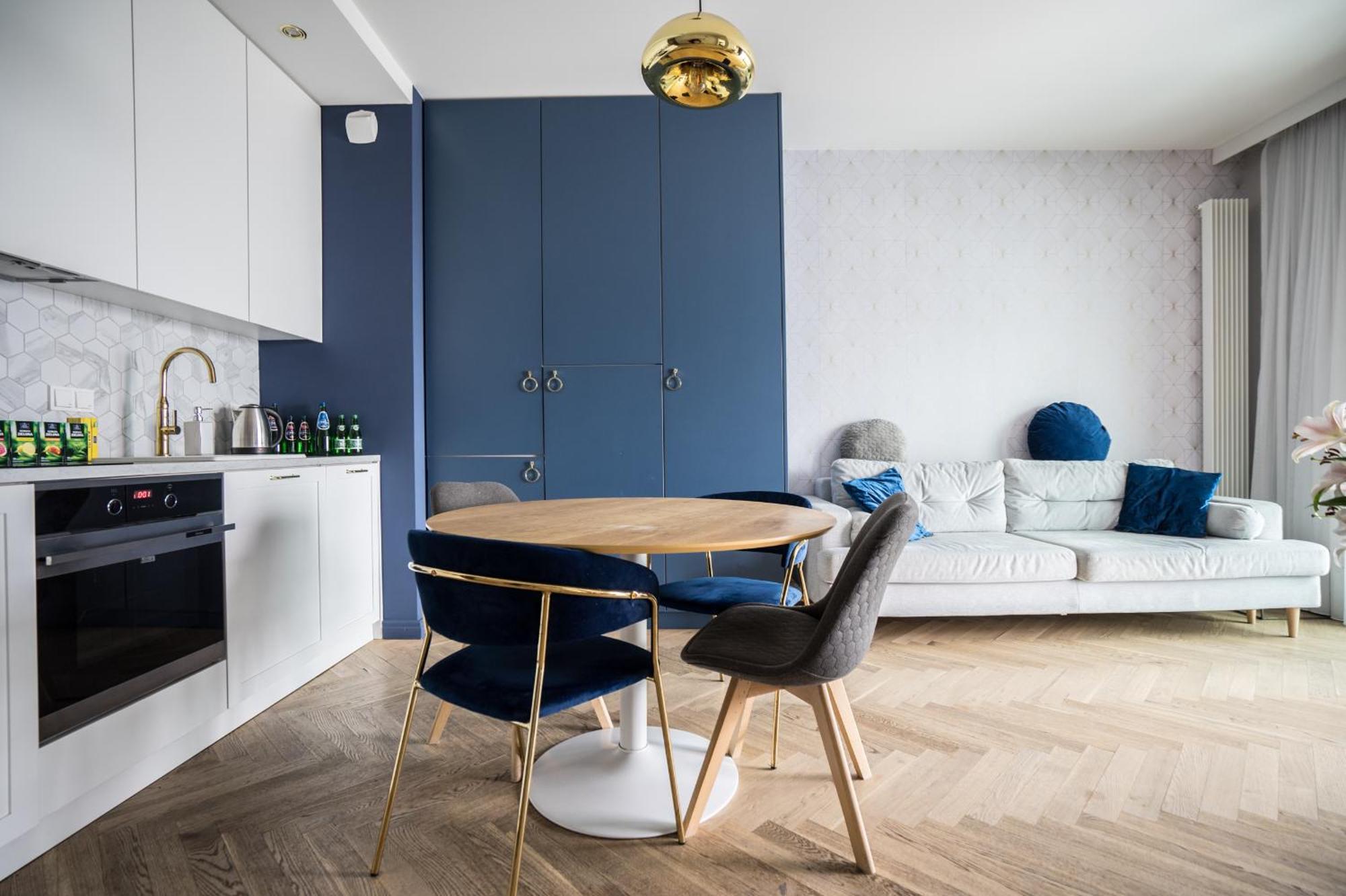 Apartment Vipwarsawapartments Amber Mennica