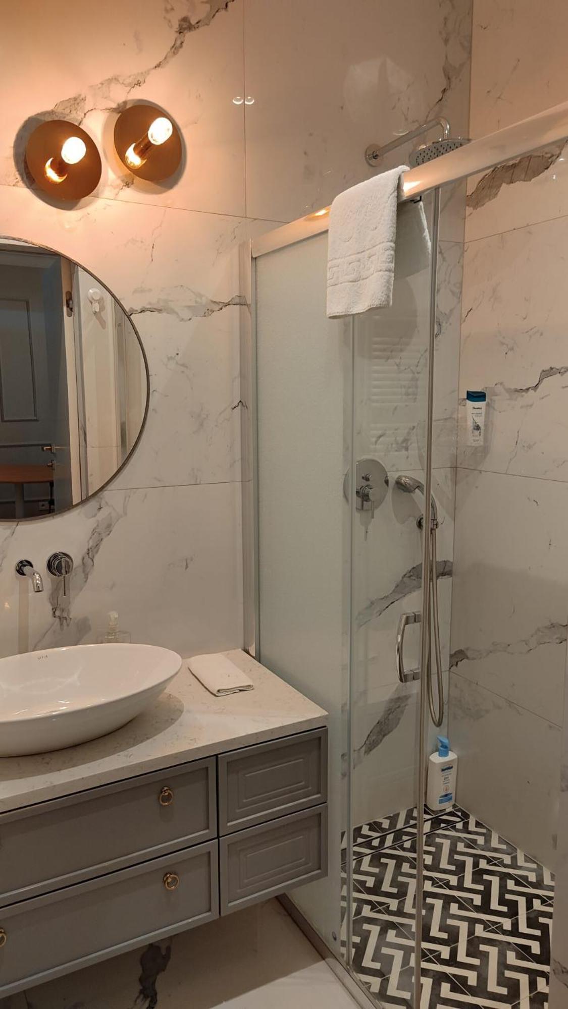 Vipwarsawapartments Amber Mennica Apartment Warsaw